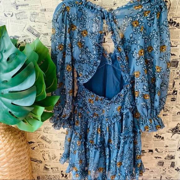 Saints + secrets blue dress NWT XS floral openback - Picture 7 of 10